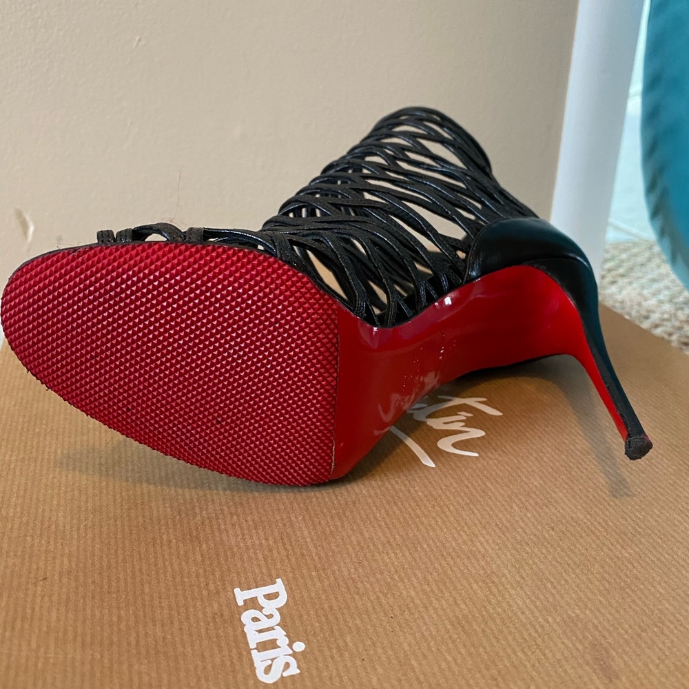 Authentic Louboutins. - Picture 4 of 7